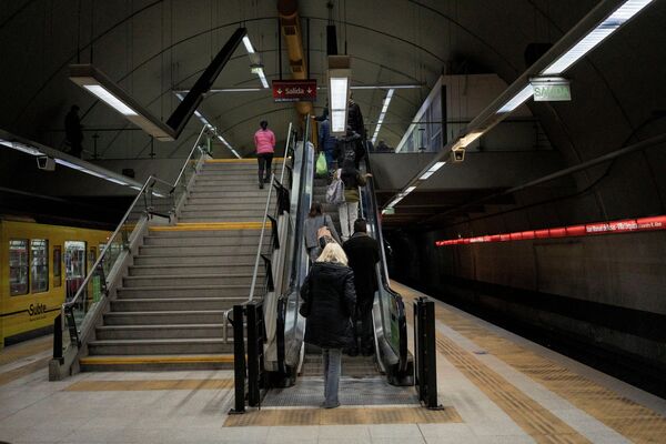 Argentina Raises Buenos Aires Metro Train Fares