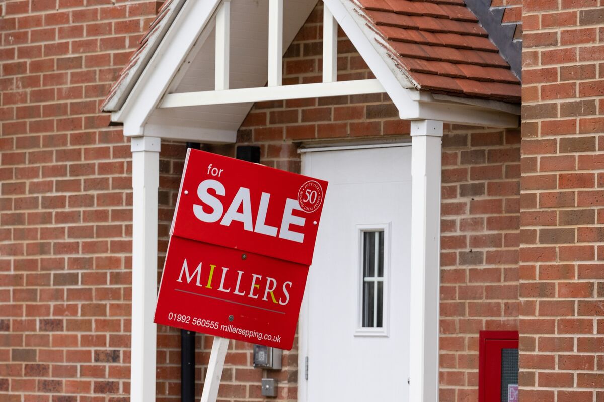 UK House Prices Rise Most in Six Months, Halifax Says