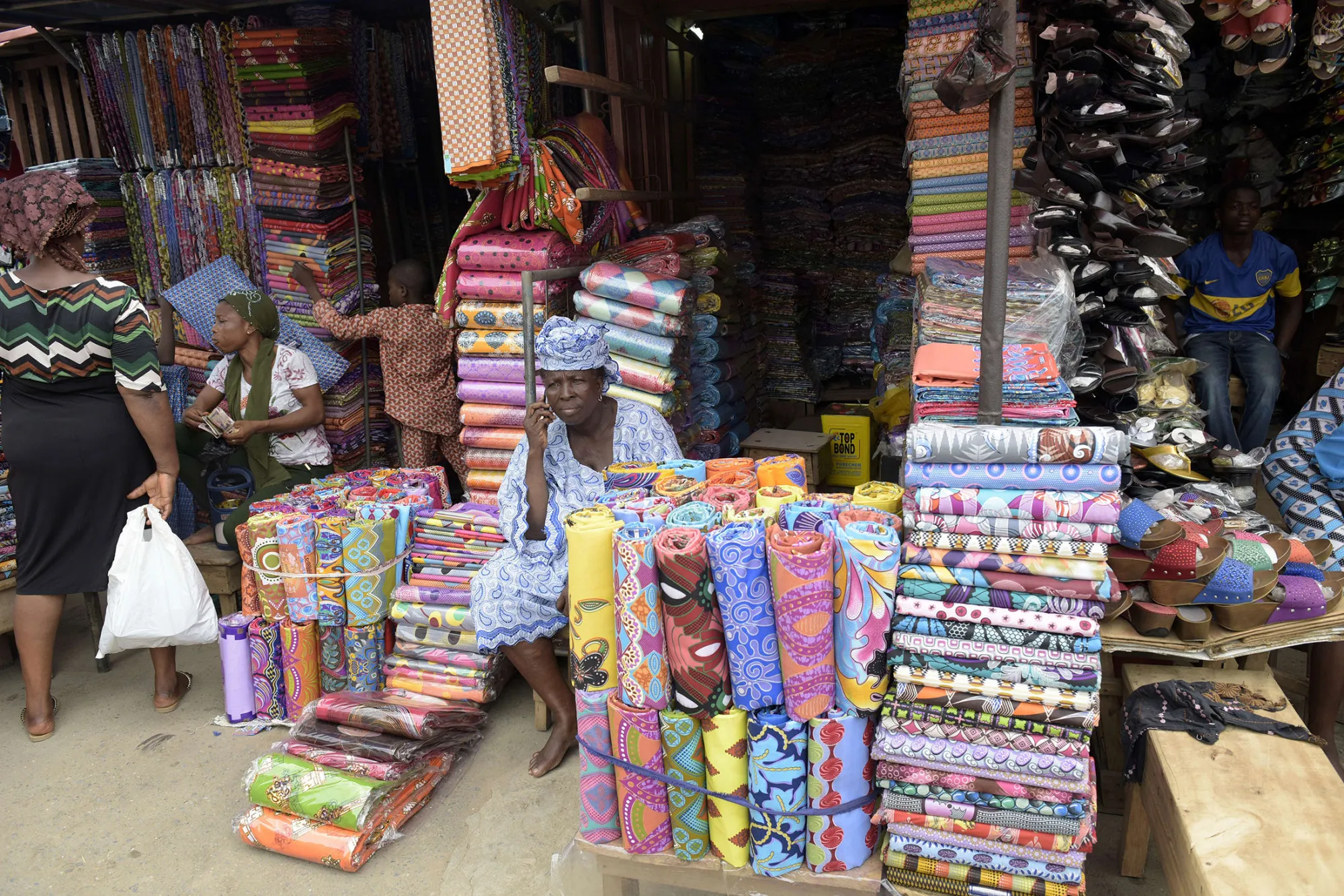 1479116303_MARKET_NIGERIA