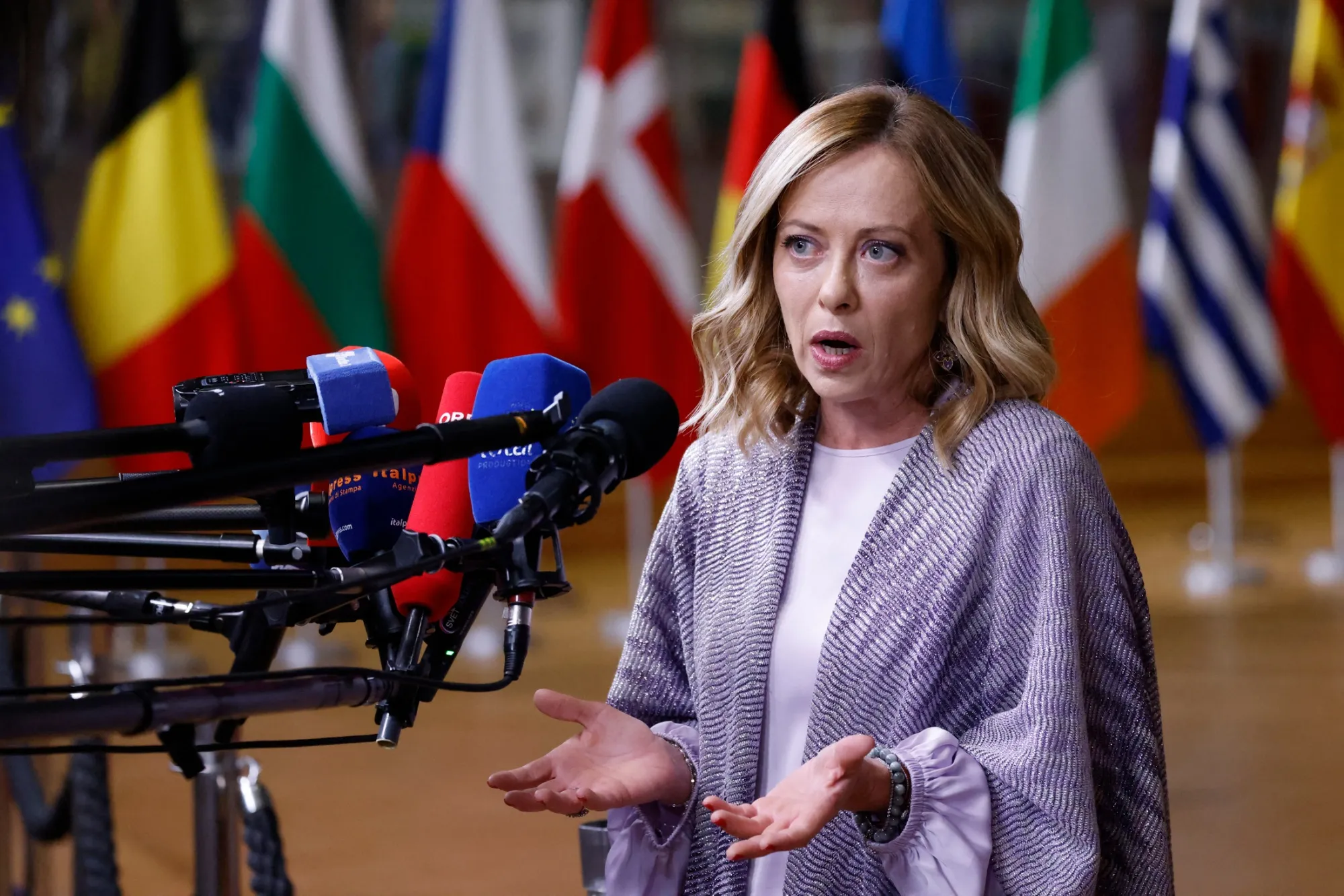 Meloni May Be Losing Her Mojo as EU Relationships Begin to Sour - Bloomberg