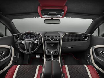 detroit-auto-show-bloomberg-bentley-supersports-dynamic-03