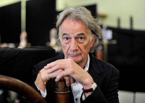 1473975985_paul-smith-cycling-pursuits-bloomberg-01