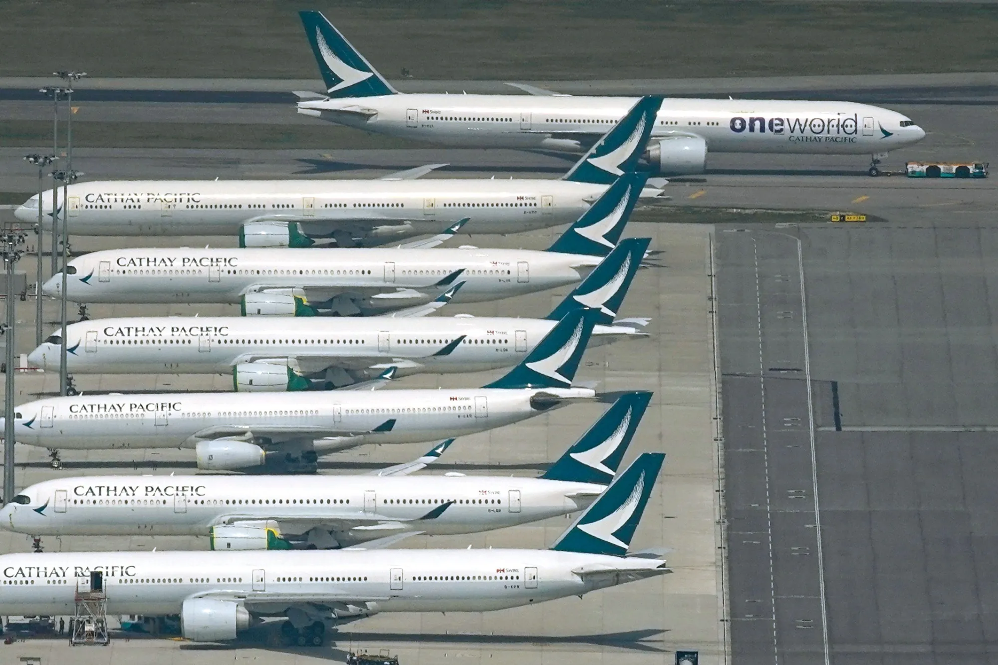 Cathay Pacific to Cut More Than 5,000 Hong Kong Jobs and Close Dragon Brand