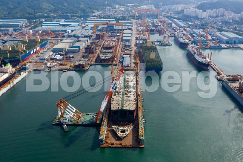 Daewoo Shipbuilding Shipyard As Qatar Signs $19 Billion Ship Deal With South Korean Shipbuilders