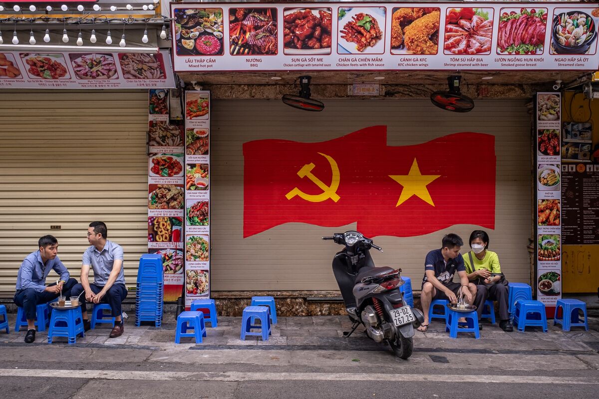 Vietnam Stocks See Biggest Foreign Inflows in Nearly Six Years