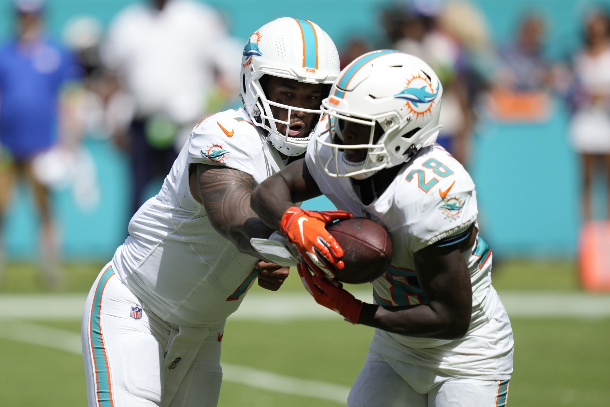 Miami Dolphins LB Jaelan Phillips addresses concussion issue