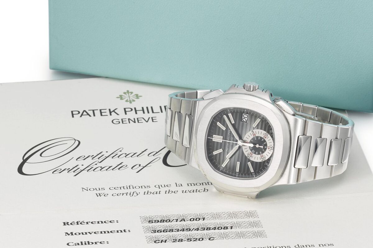 Patek Philippe Nautilus 5711/1P Worth $250,000! 40th Anniversary