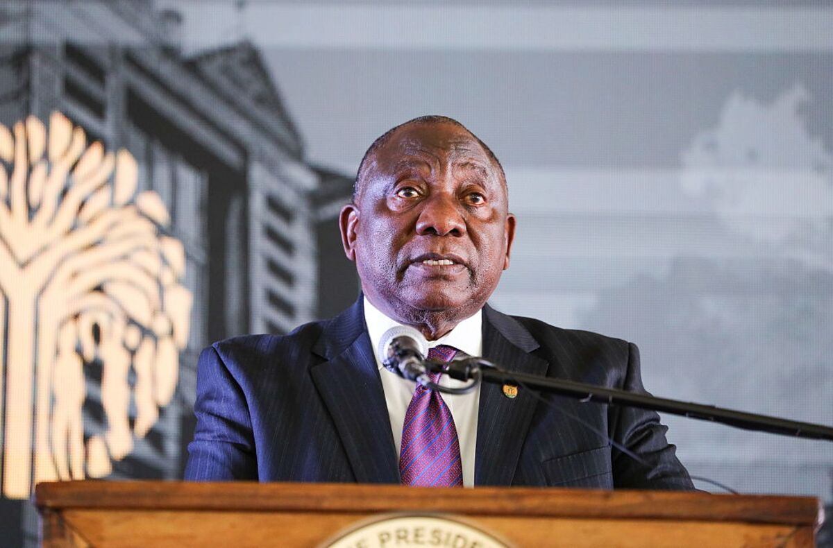 South African Leader Cancels Trip as Coalition Faces Crisis - Bloomberg