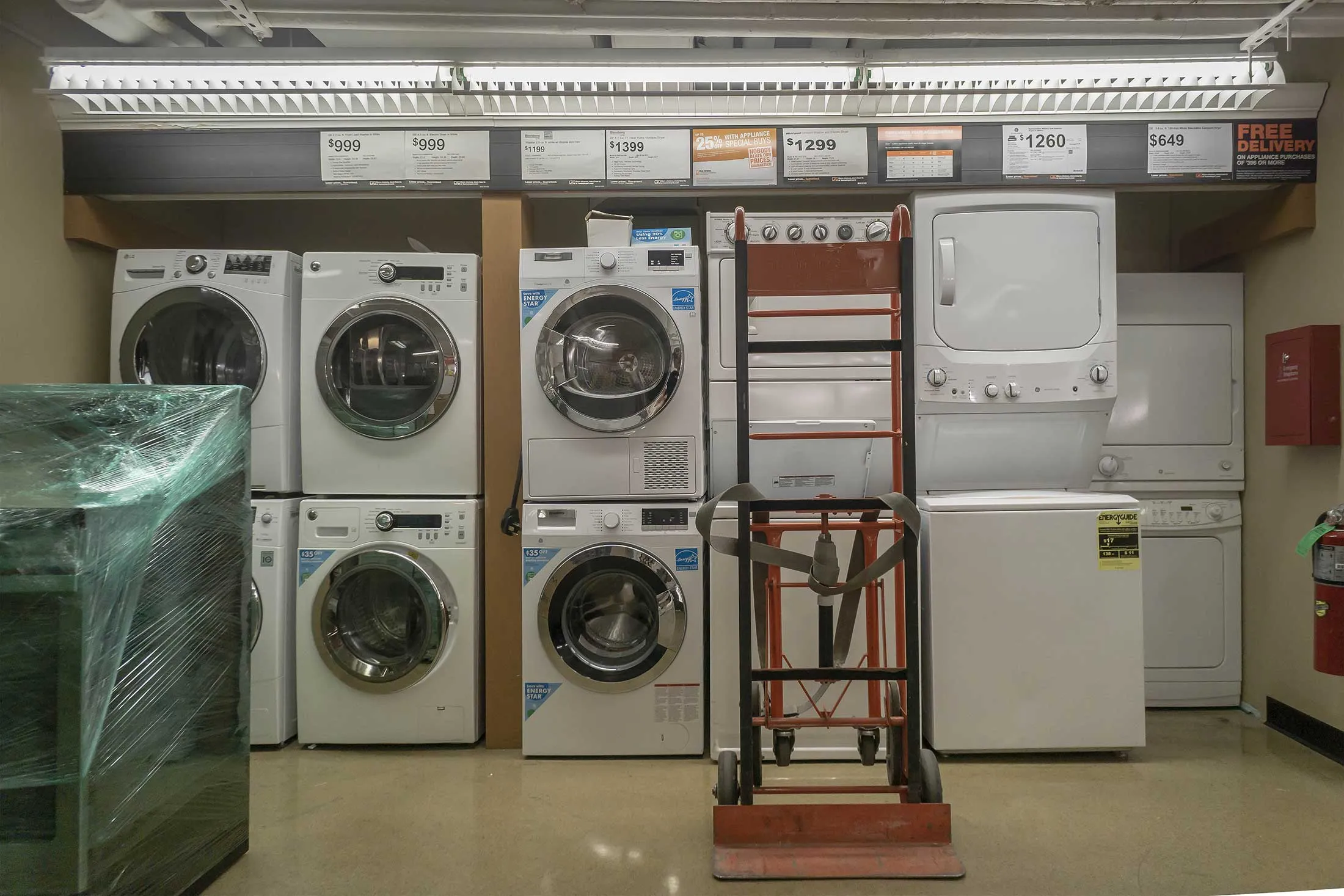 Washing machines and dryers&nbsp;for sale at a Home Depot in New York.