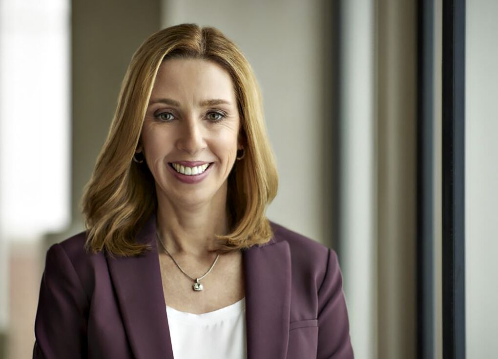dick-s-sporting-goods-names-lauren-hobart-as-next-ceo-bloomberg