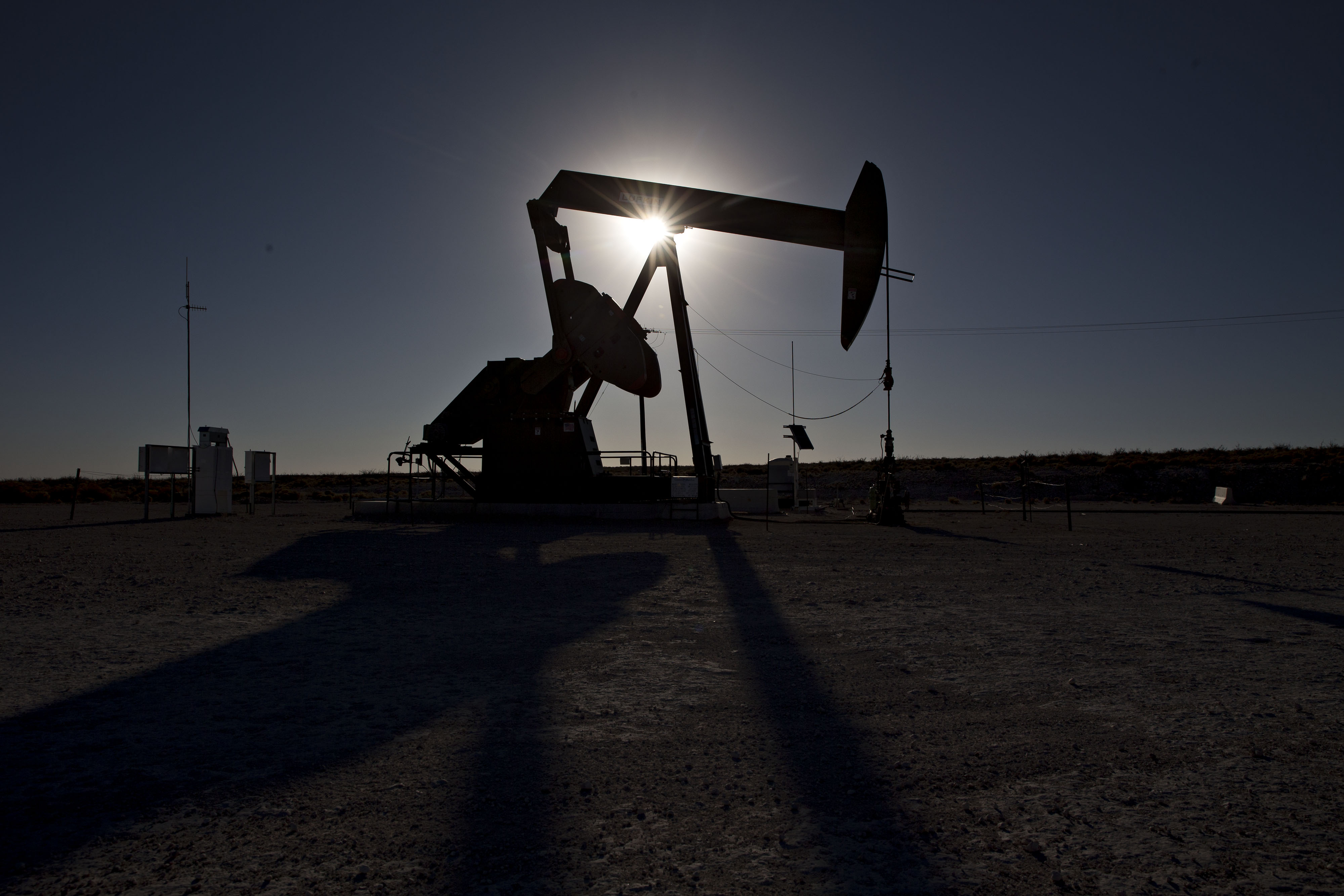 Oil Servicers Look to Middle East for Growth on Shale Slowdown