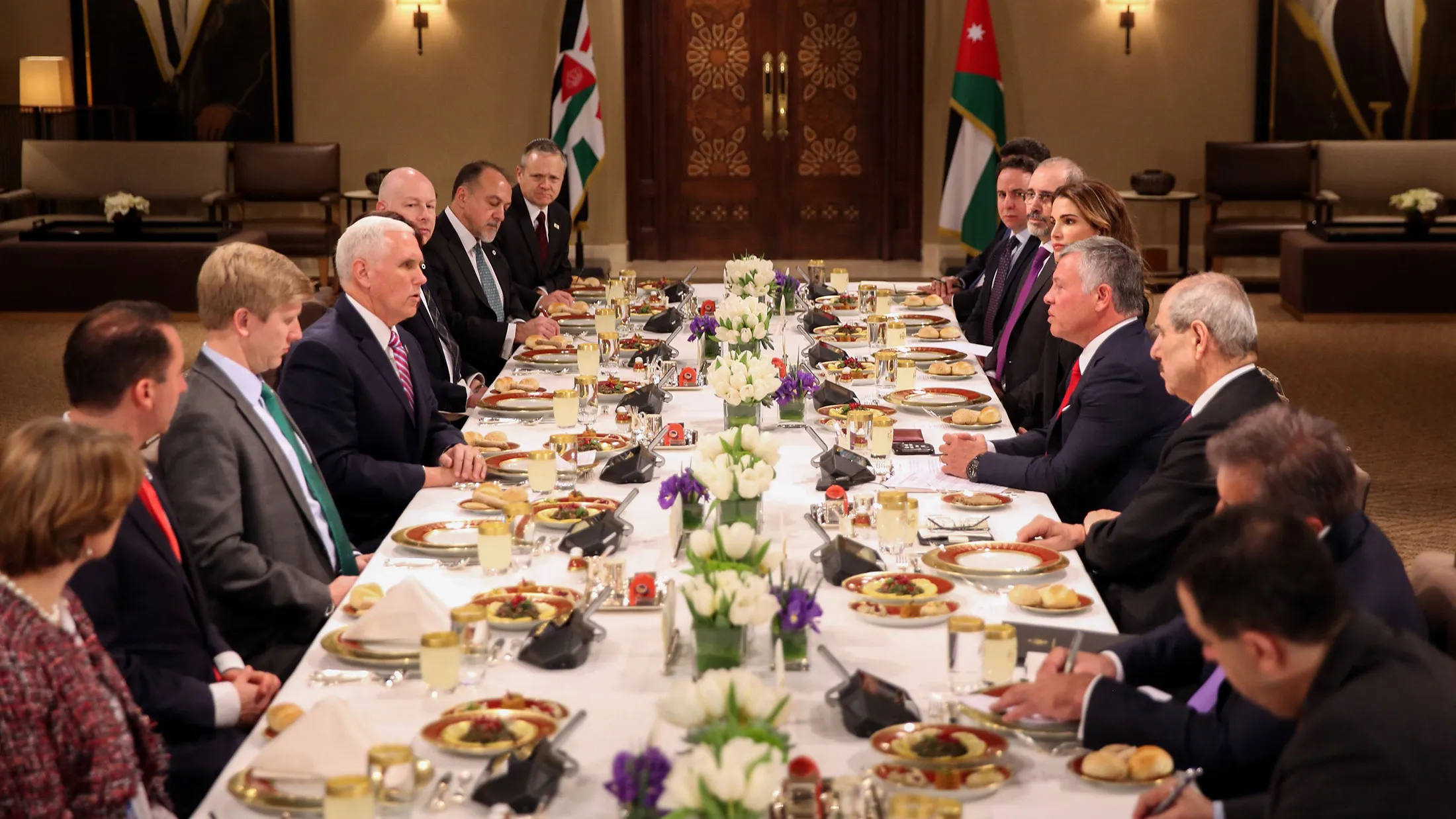 U.S. Vice President Mike Pence has lunch with Jordan's King Abdullah II during a visit in the capital Amman, on Jan.&nbsp;21, 2018.&nbsp;