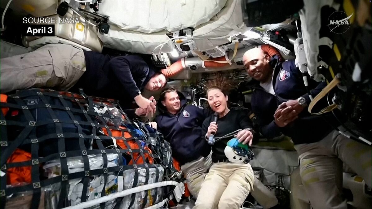 Artemis II Passes Halfway Point to Moon