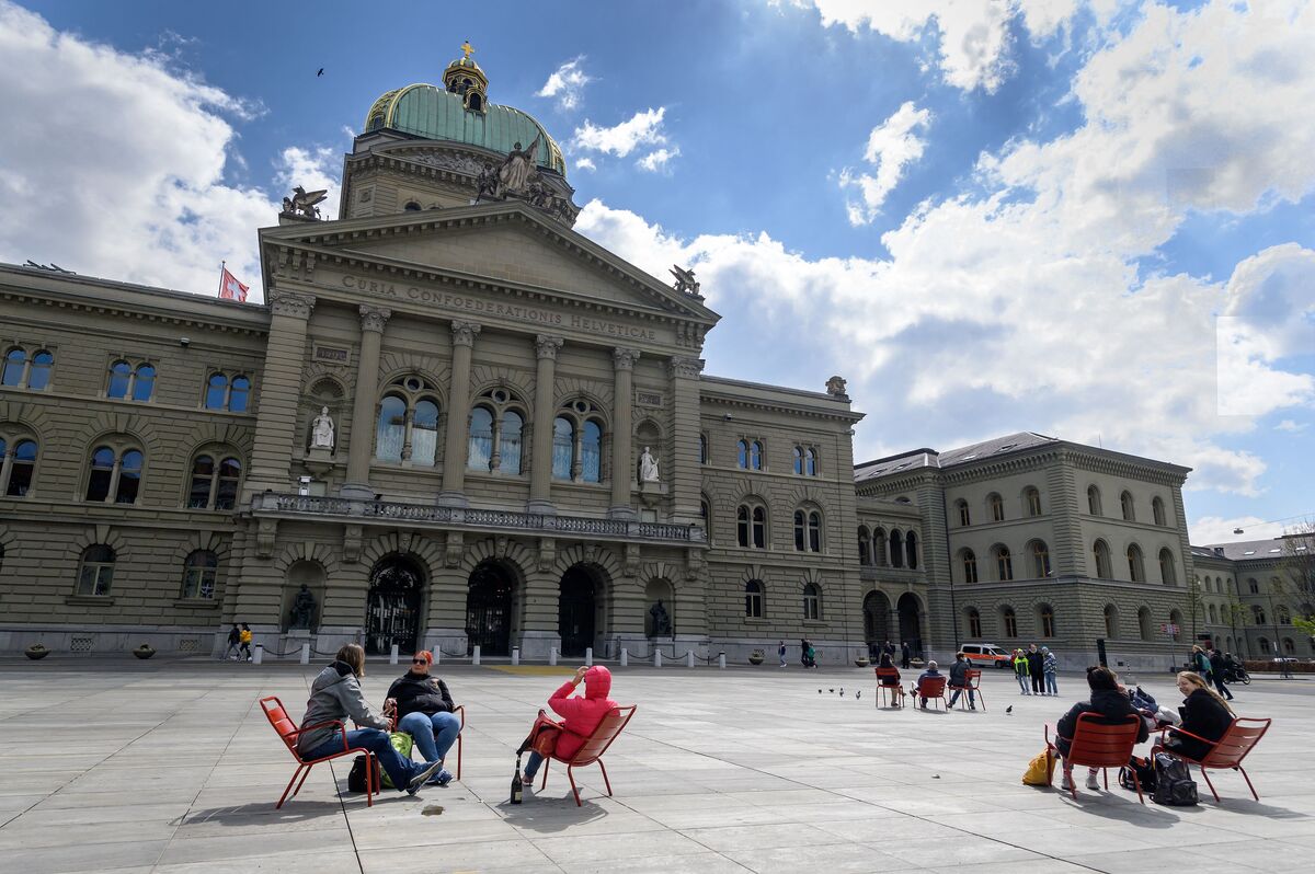 Swiss Aim to End Tax Perks for Married Couples With Just One Earner