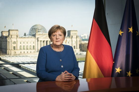 Merkel’s Moment Arrives as Virus Tests Leaders’ Grasp of Facts