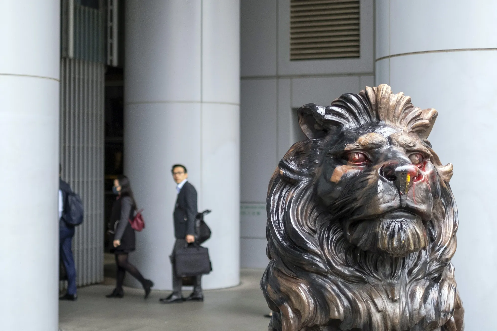 Hong Kong's Iconic HSBC Lions Caught in Protests' Crosshairs
