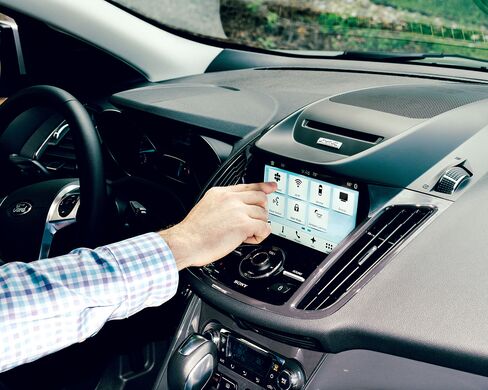 The screen’s large icons let drivers switch easily from maps to music. Ford’s putting volume and temperature knobs and dials back on the dash.