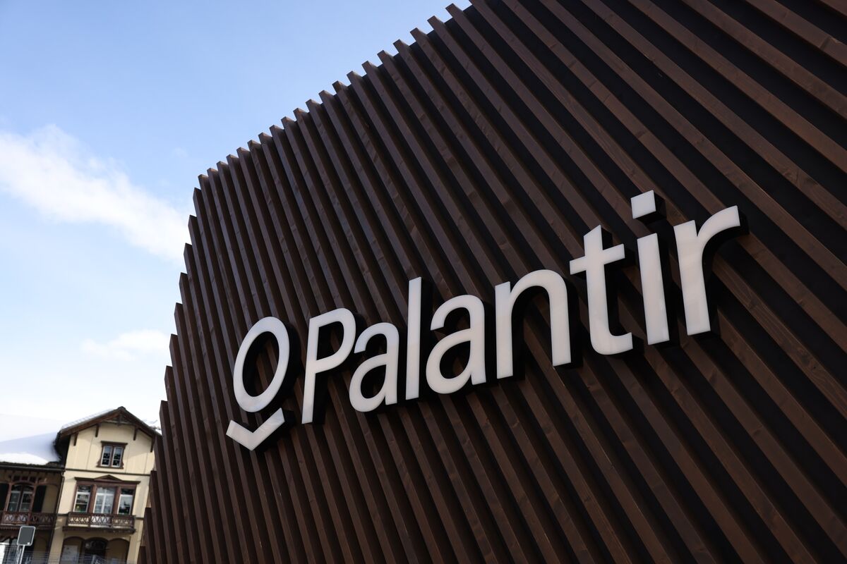 Palantir's $100 Million Bet on Nuclear Power: A Game-Changer for the US-China Tech Race