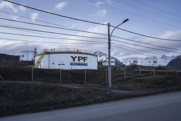 Milei's Austerity Ravages a Factory Hub at the End of the World
