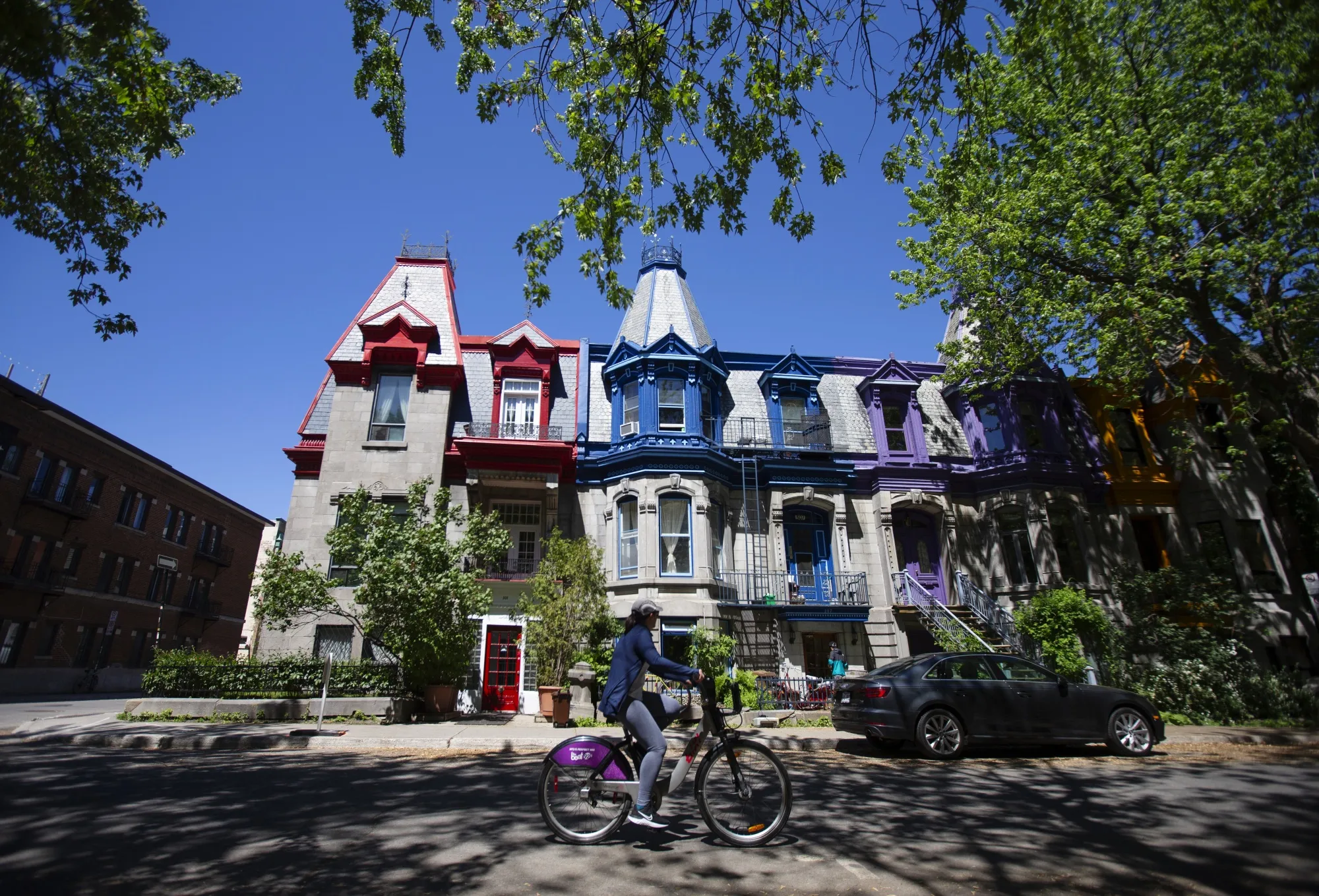 Canada Home Sales Drop For Second Month With Fatigue Setting In
