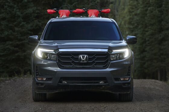 Honda Beefs Up Pickup, SUVs to Bolster Light-Truck Market Share