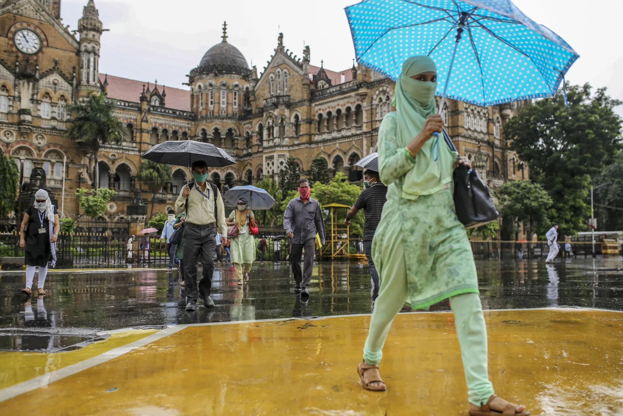 India to Focus on Health and Economy as Virus Surges