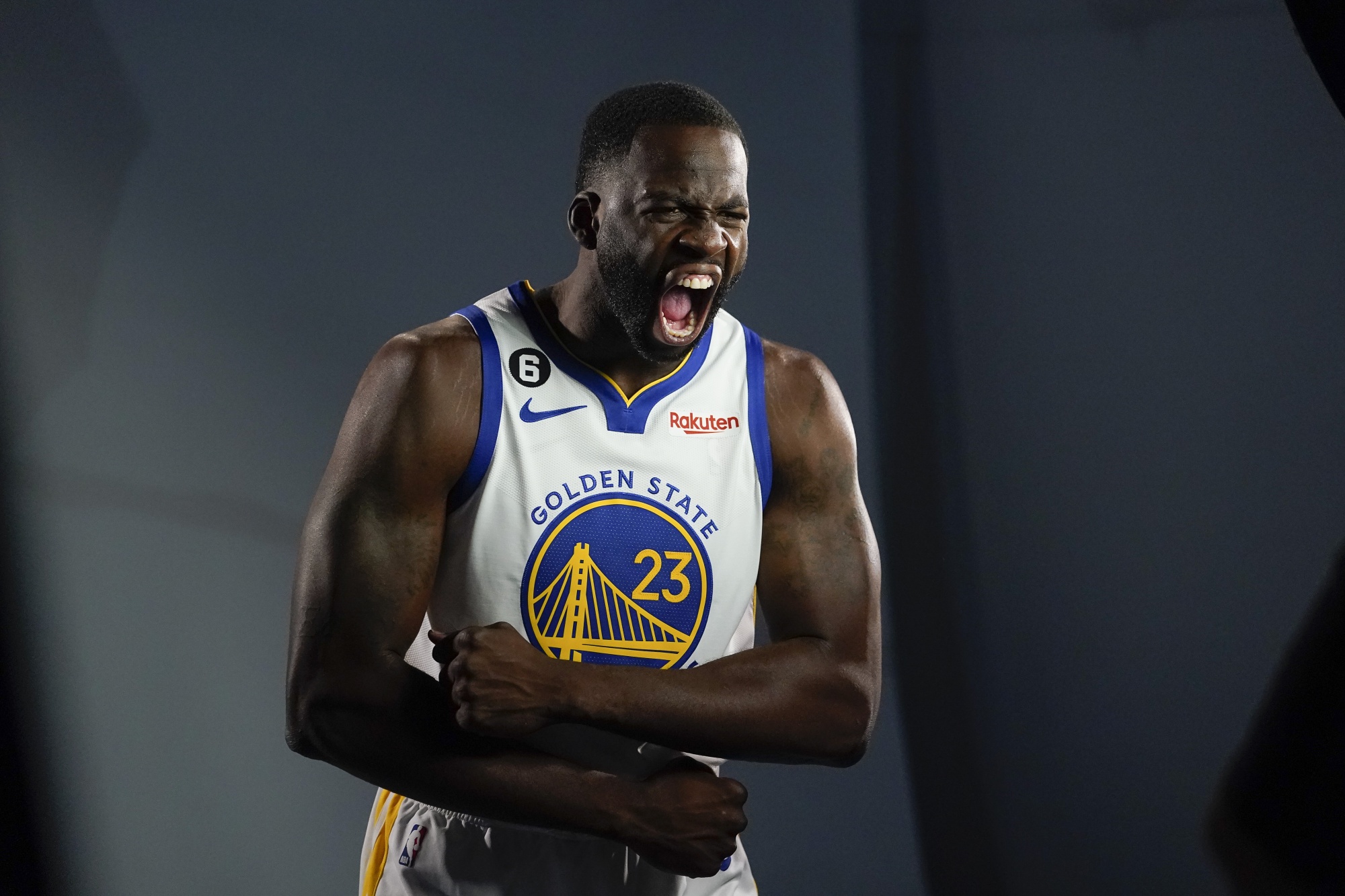 NBA's warriors to sport short-sleeve jersey - Seattle Sports