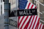 Trading On The Floor Of The NYSE As Stocks Drop While Investors Turn on Banks