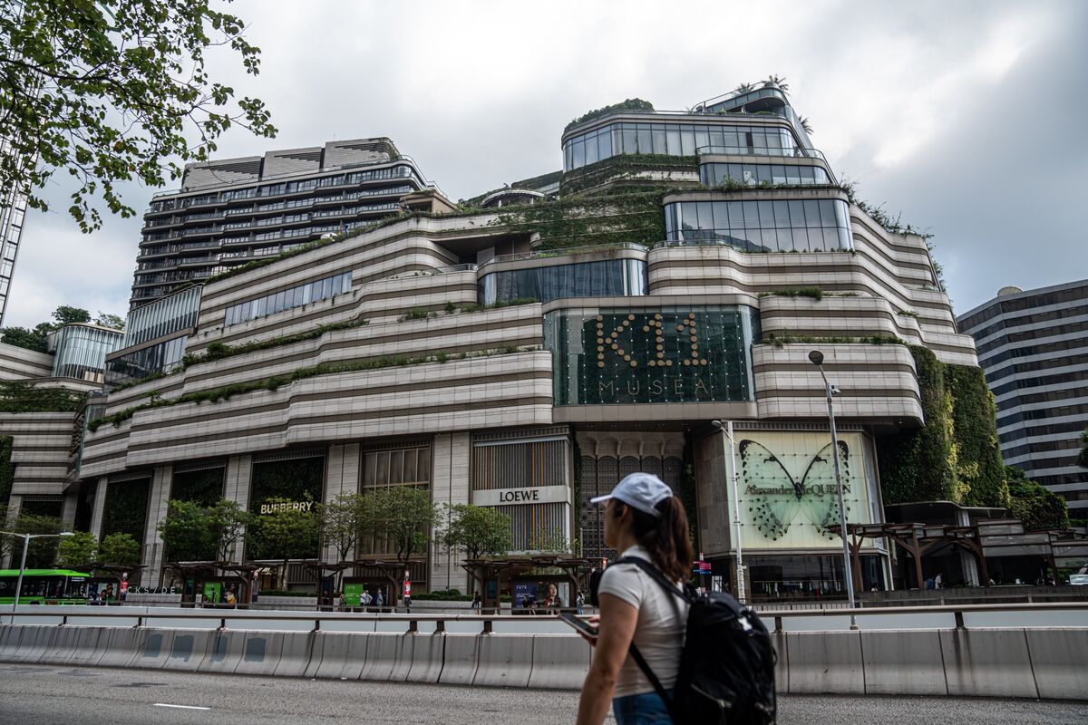 🟪"Nuovo Megastore Louis Vuitton a Hong Kong: Un Investimento Strategico nel Lusso"