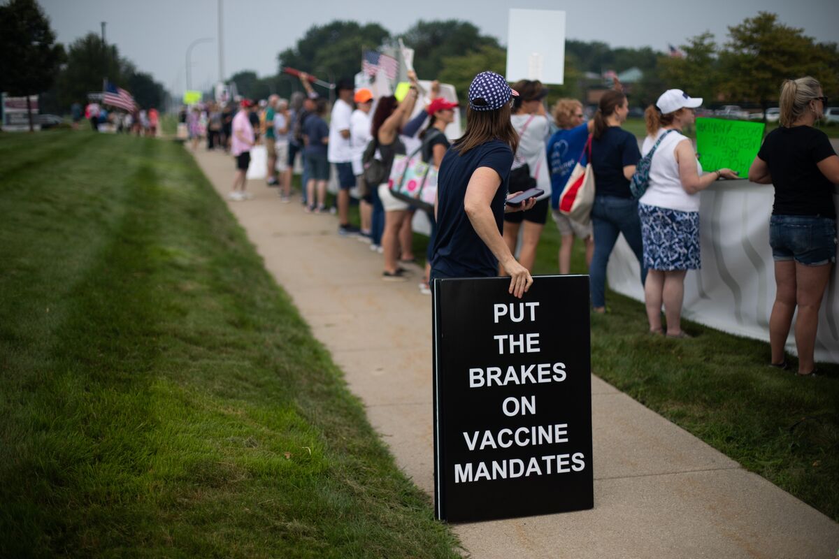 Anti-Vax App Squares Off With Google, Apple Over Misinformation - Bloomberg