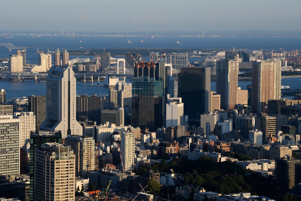 日本市場、中東見極めと原油高水準で債券と円下落へ－株式は小幅安に