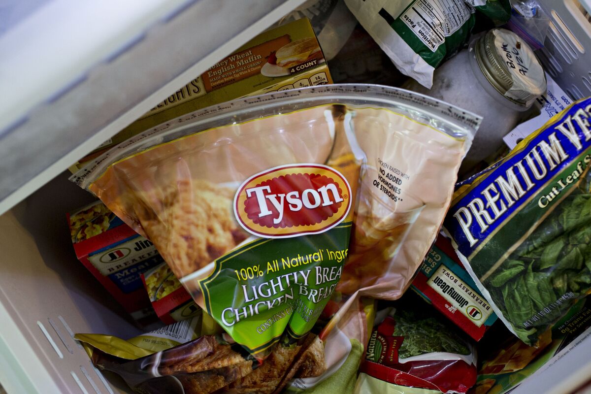 Tyson Opens First New Poultry Plant in 25 Years in Retail Push - Bloomberg