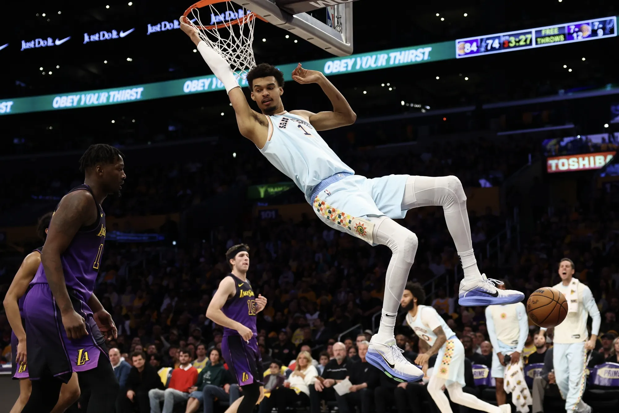 San Antonio Spurs Signs Sponsorship Deal With Crypto Firm Ledger - Bloomberg