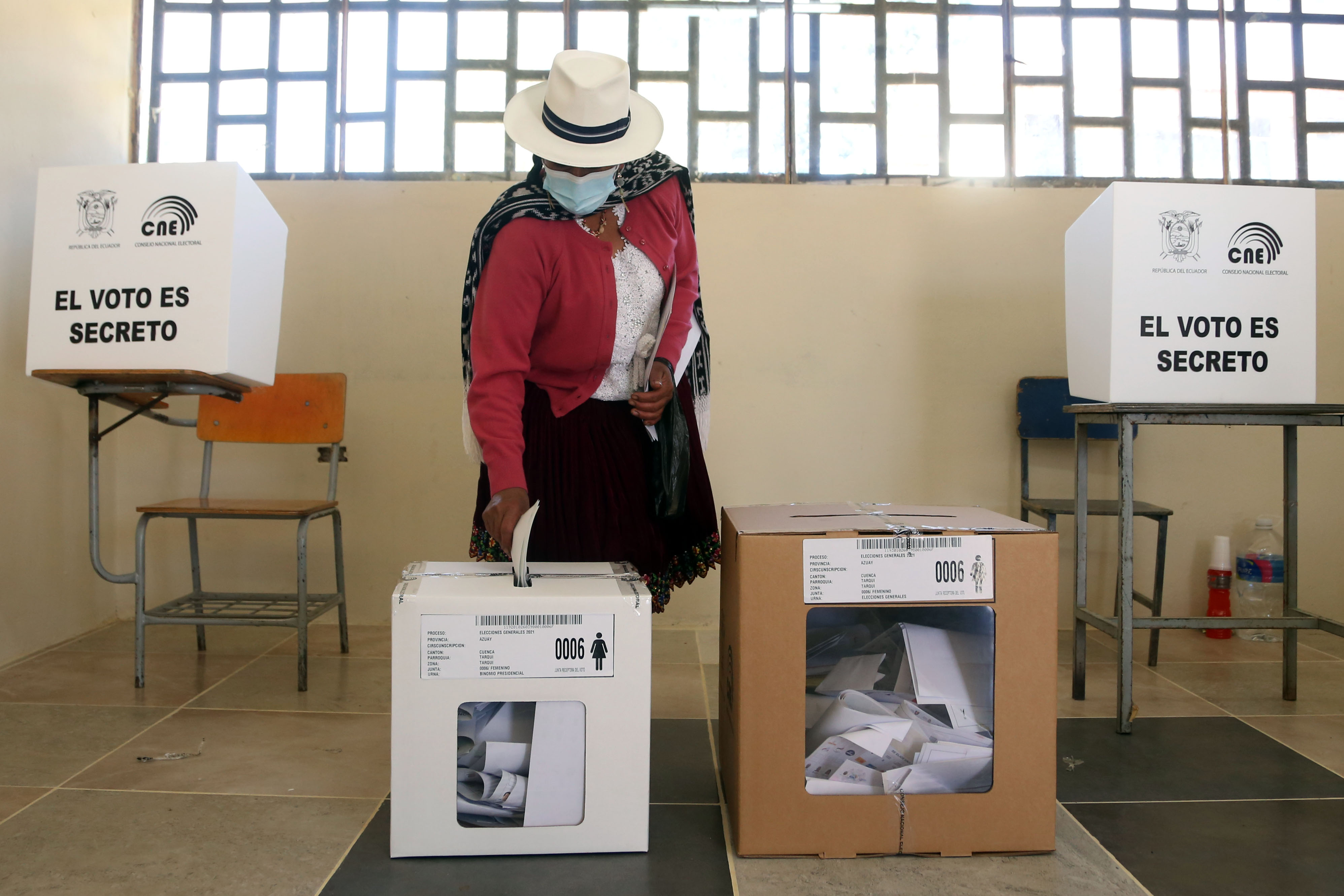 Ecuador Floats Possible Election Date After President Lasso Dissolves