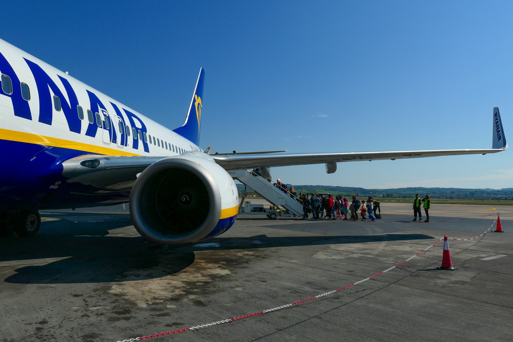 Ryanair Pilot Strike Blocked by Irish Court; U.K. Verdict Looms - Bloomberg