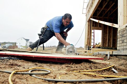 Builders Probably Began Work on Fewer U.S. Houses in August