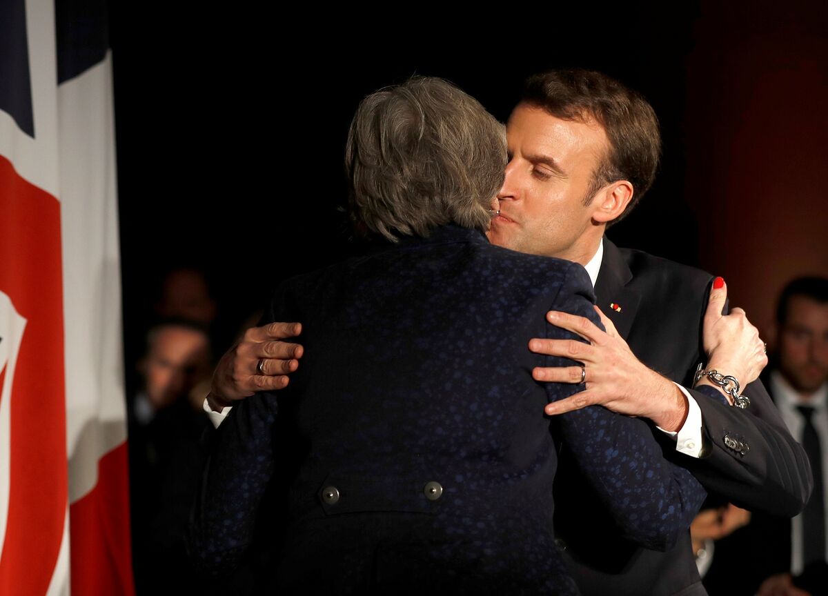 Brexit: Emmanuel Macron Keeps The Door Open For The Brits - Bloomberg