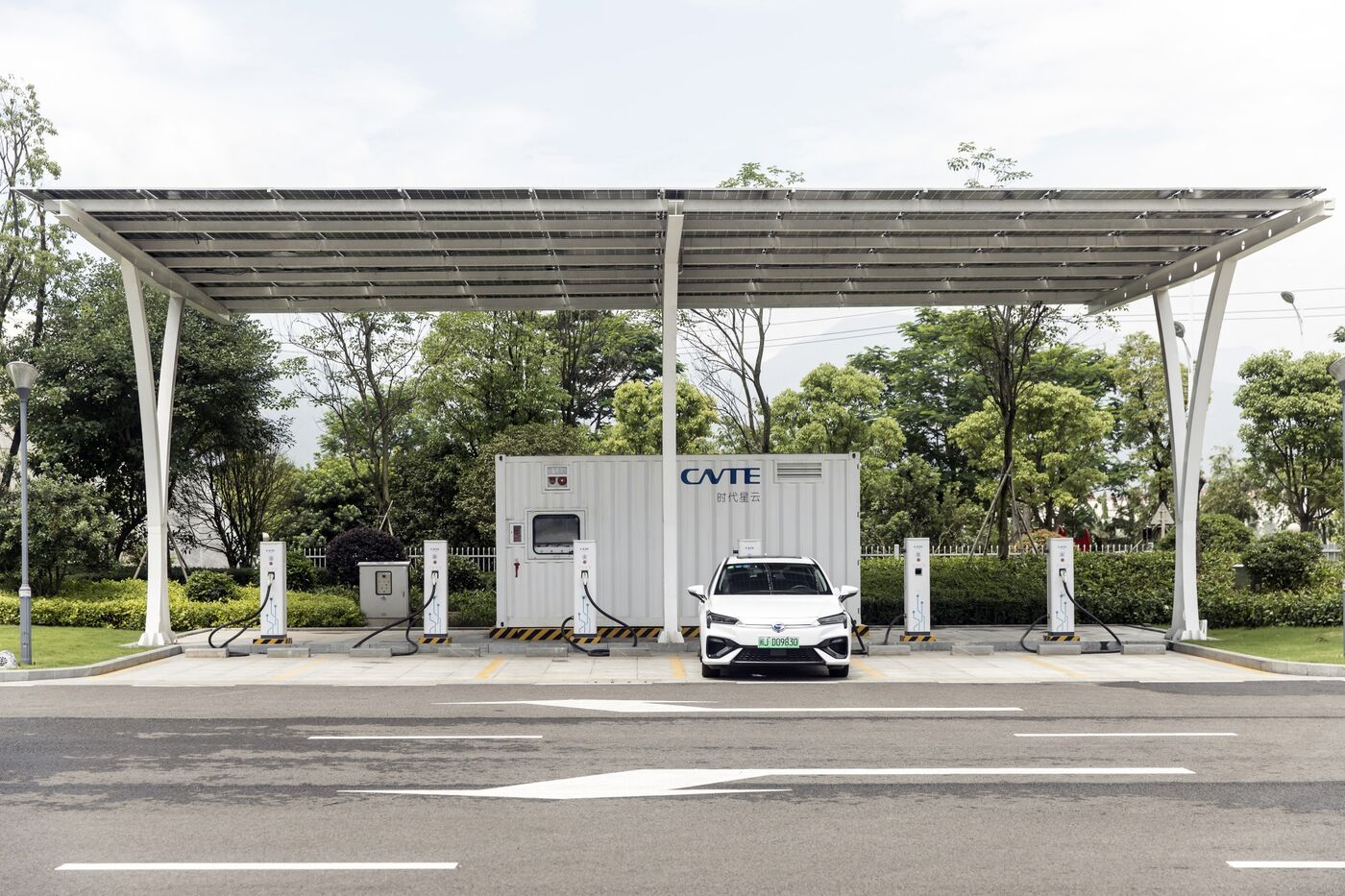 Million-Mile Electric-Car Battery Is Ready, Chinese Giant CATCL Says