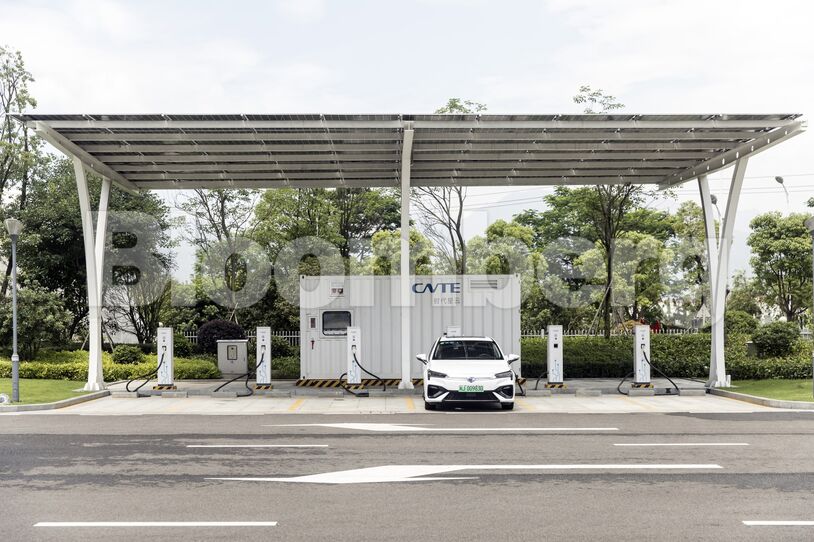 Million-Mile Electric-Car Battery Is Ready, Chinese Giant CATCL Says