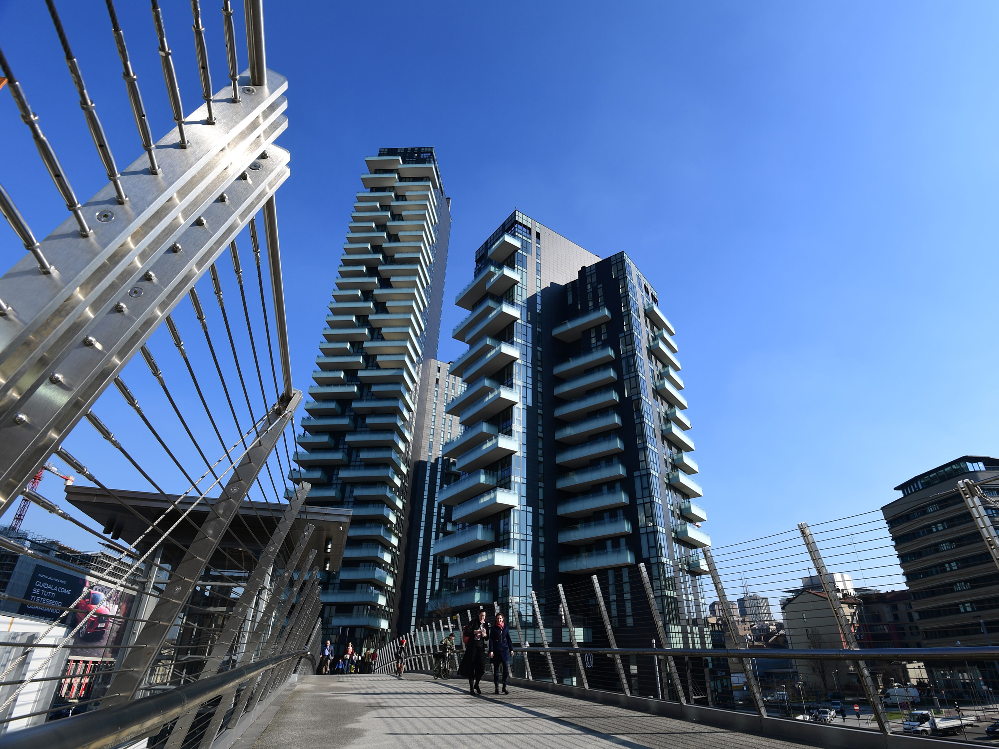 Milan Real Estate Prices Surge as Billionaires Buy In Bloomberg