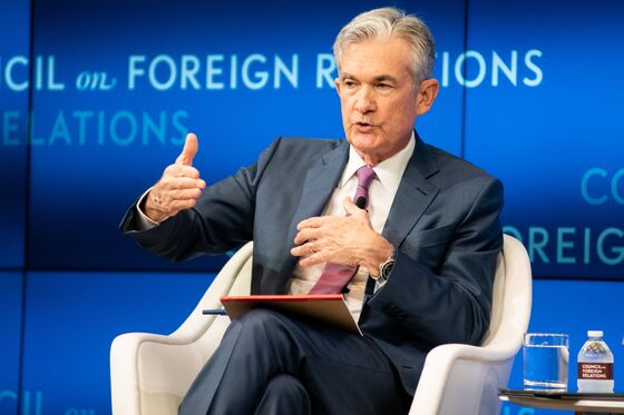 Powell Reiterates Stronger Case for Cut Amid Economic Risks