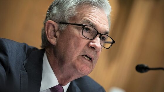 Fed Chair Race Spotlights Powell-Brainard Wall Street Rule Split