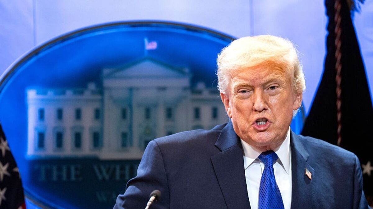 Trump Mulls Using Special Forces to Seize Iran's Uranium