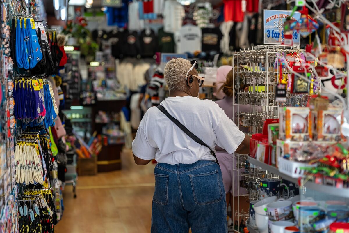 US Small-Business Optimism Rises to an Almost One-Year High