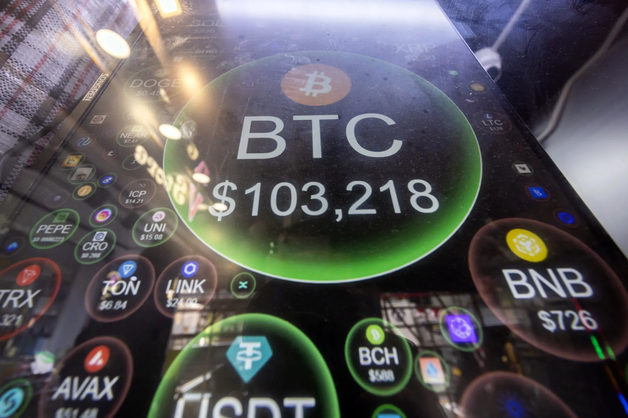 Bitcoin (BTC) Rises to $100,000 in Record Rally Fueled by Trump Support -  Bloomberg