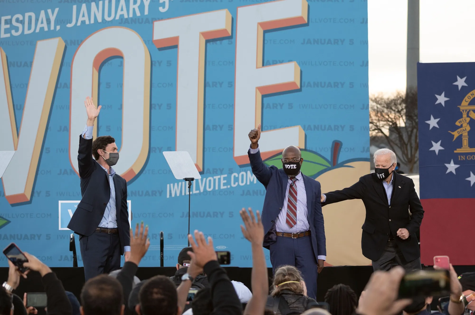 Georgia Democrats have the momentum.