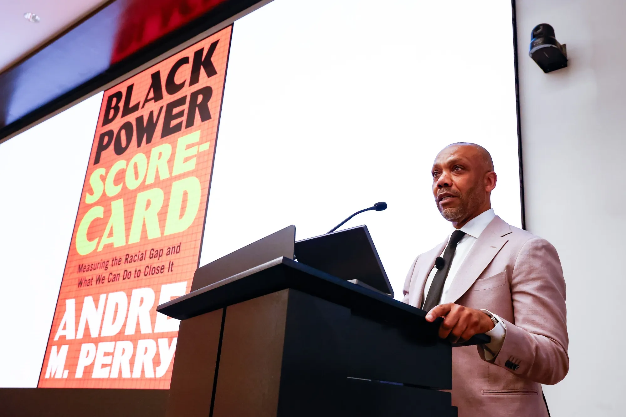 In&nbsp;Black Power Scorecard,&nbsp;Andre Perry highlights effective local policies to invest in Black communities.