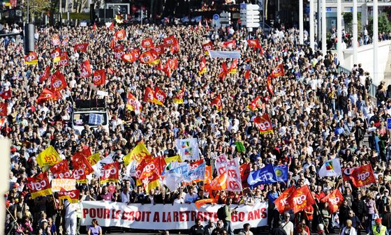 History to Macron: French Protesters Always Win