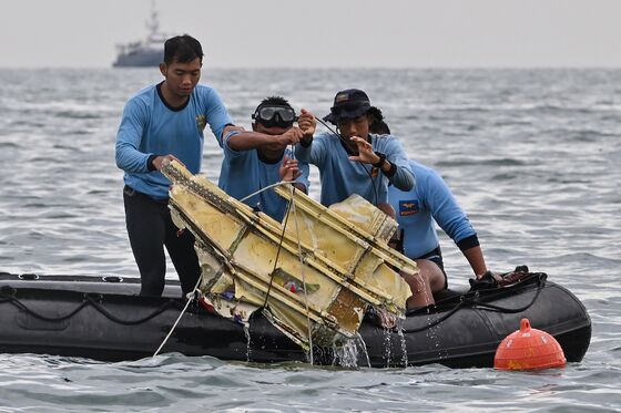 Sudden Descents Rare But Deadly: Clues to Jakarta Jet Crash
