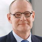 Headshot of Dr Bernd Montag